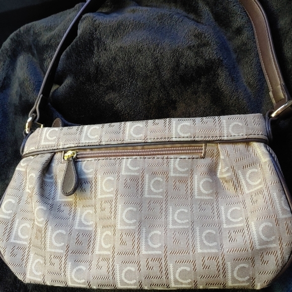 Liz Claiborne purse. - Picture 7 of 10